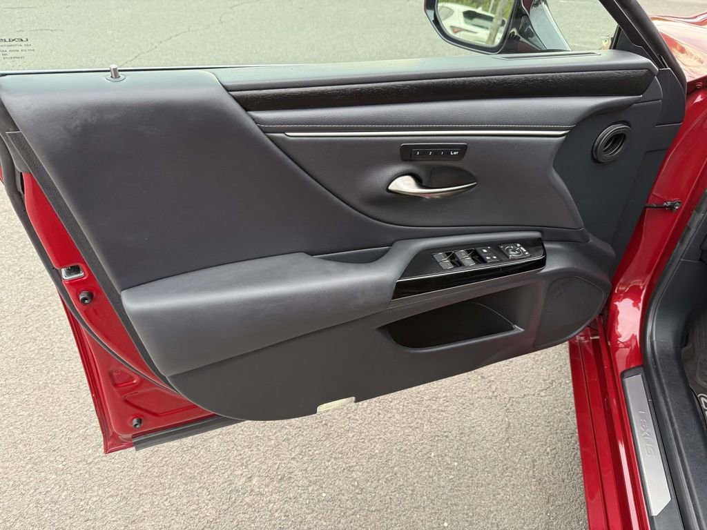 Used 2023 Lexus ES 350 Premium w/ Premium Package image 12