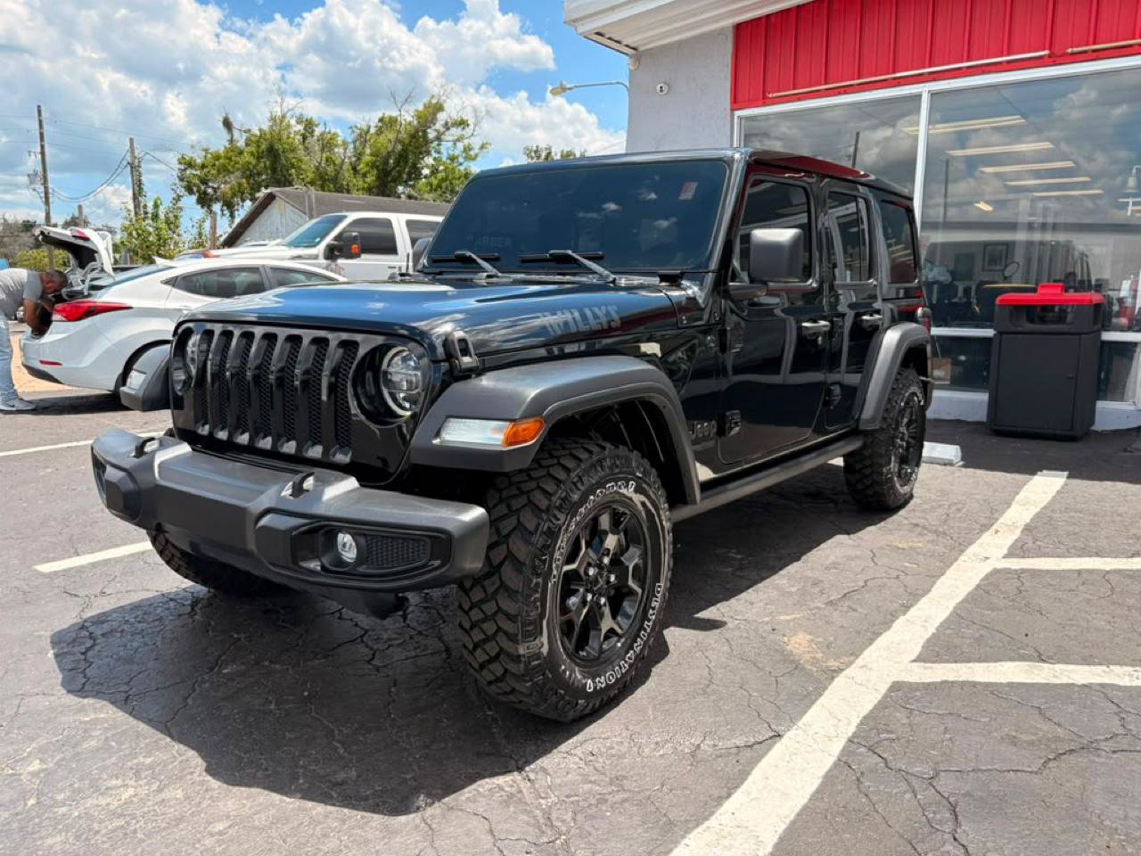 Used 2021 Jeep Wrangler Unlimited Sport AWD/4WD image 3