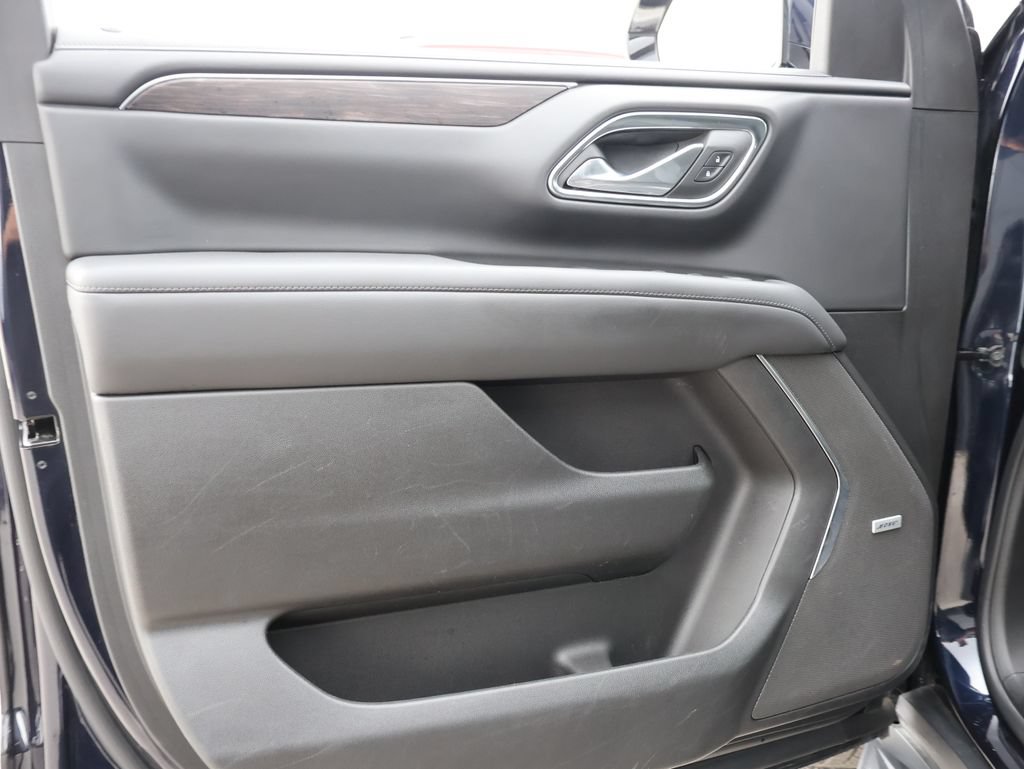 Used 2024 Chevrolet Suburban LT AWD/4WD image 22