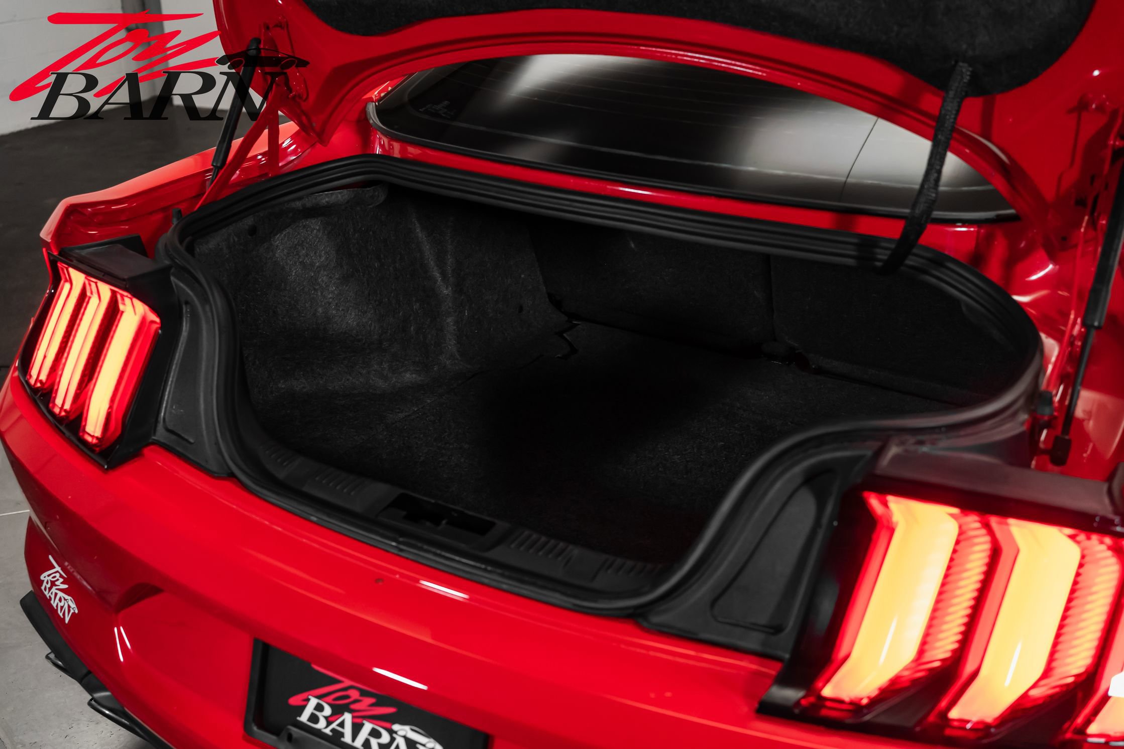 Used 2020 Ford Mustang Shelby GT500 w/ Technology Package image 42