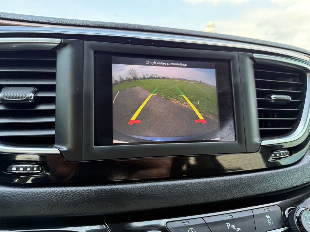 Used 2018 Chrysler Pacifica Touring Plus w/ Tire & Wheel Group image 13