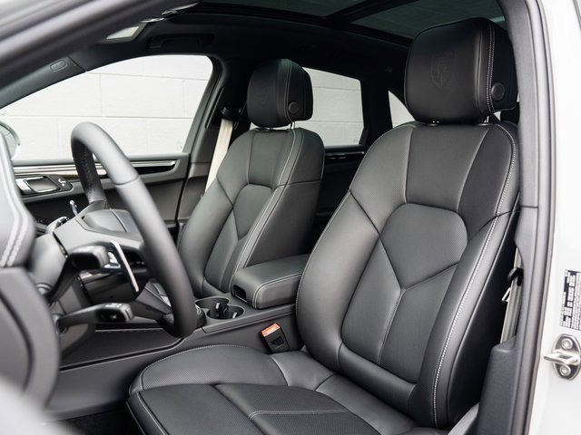 New 2026 Porsche Macan S image 5