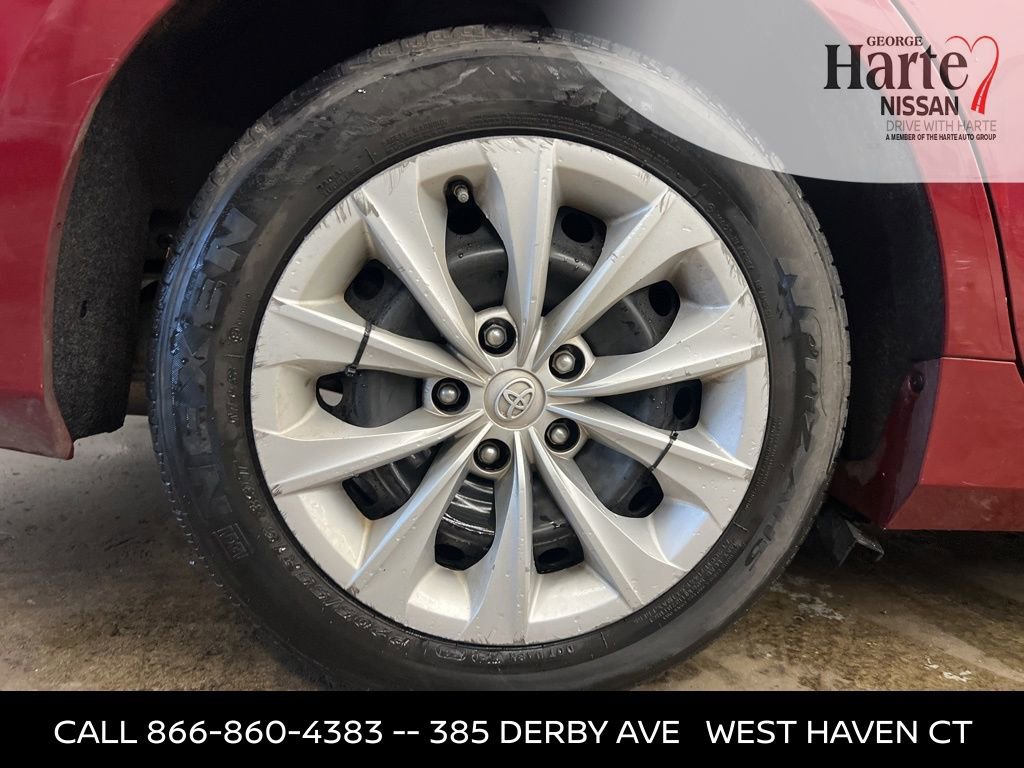 Used 2017 Toyota Camry LE image 45