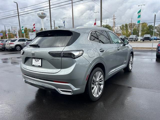 Used 2024 Buick Envision Avenir image 3