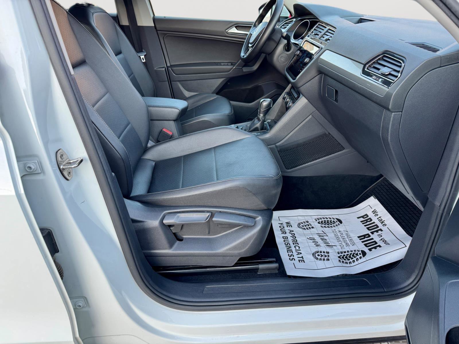 Used 2018 Volkswagen Tiguan SE image 29