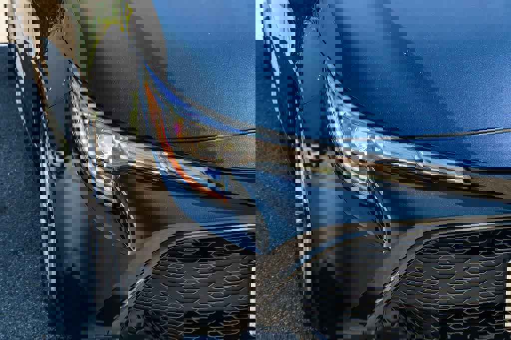 Used 2019 Toyota Corolla SE image 4