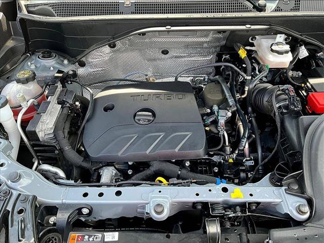 Used 2024 Buick Encore GX Sport Touring w/ Advanced Technology Package FWD image 11