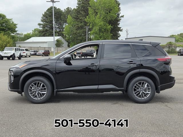 Used 2026 Nissan Rogue S FWD image 2