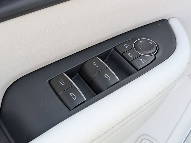 New 2026 Buick Enclave Avenir w/ Super Cruise Package image 13