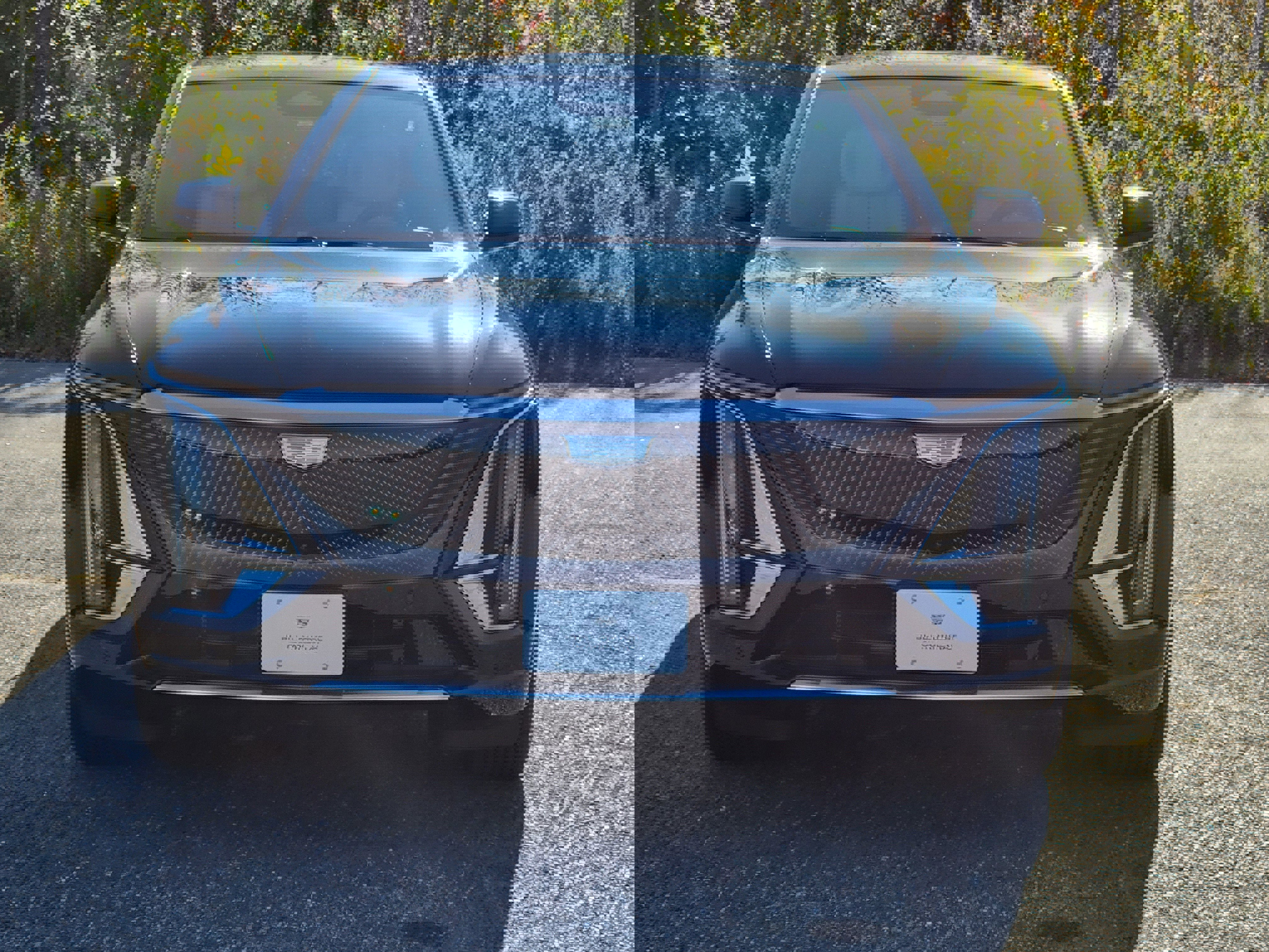 New 2026 Cadillac Lyriq Premium Luxury image 2