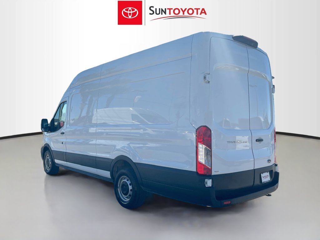 Used 2022 Ford Transit 250 148 High Roof Extended RWD image 5
