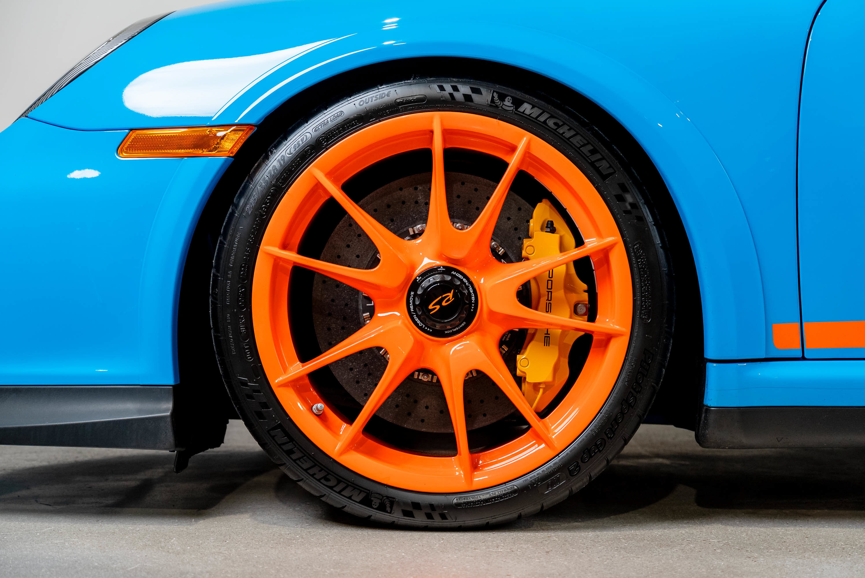 Used 2011 Porsche 911 GT3 RS RWD image 3