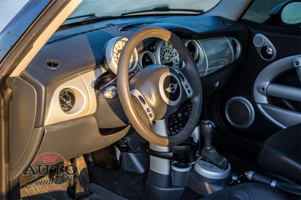 Used 2004 MINI Cooper S image 12
