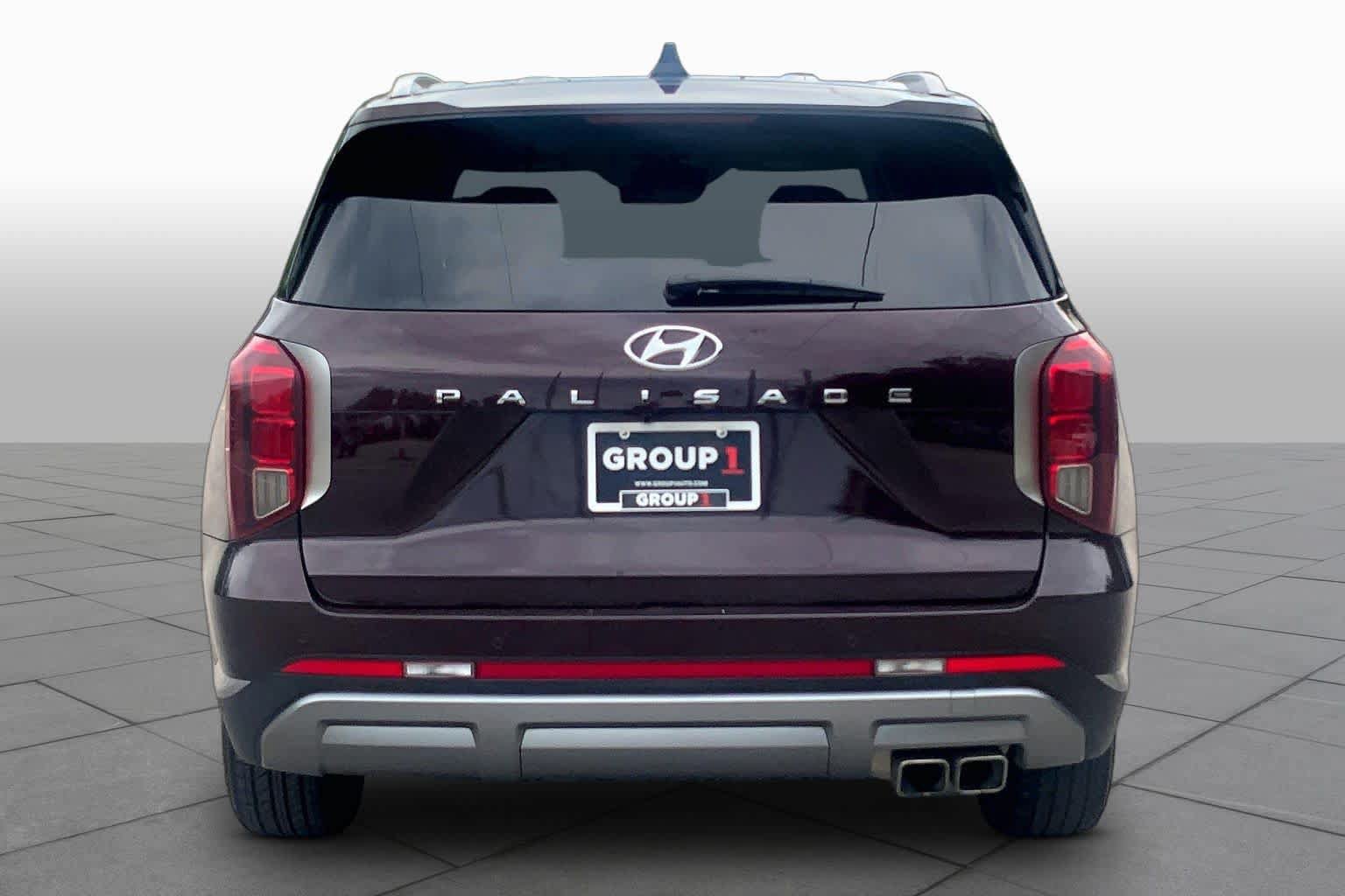 Used 2025 Hyundai Palisade SEL FWD image 5