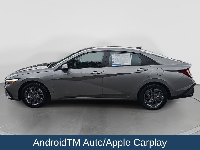 Used 2024 Hyundai Elantra SEL FWD image 7