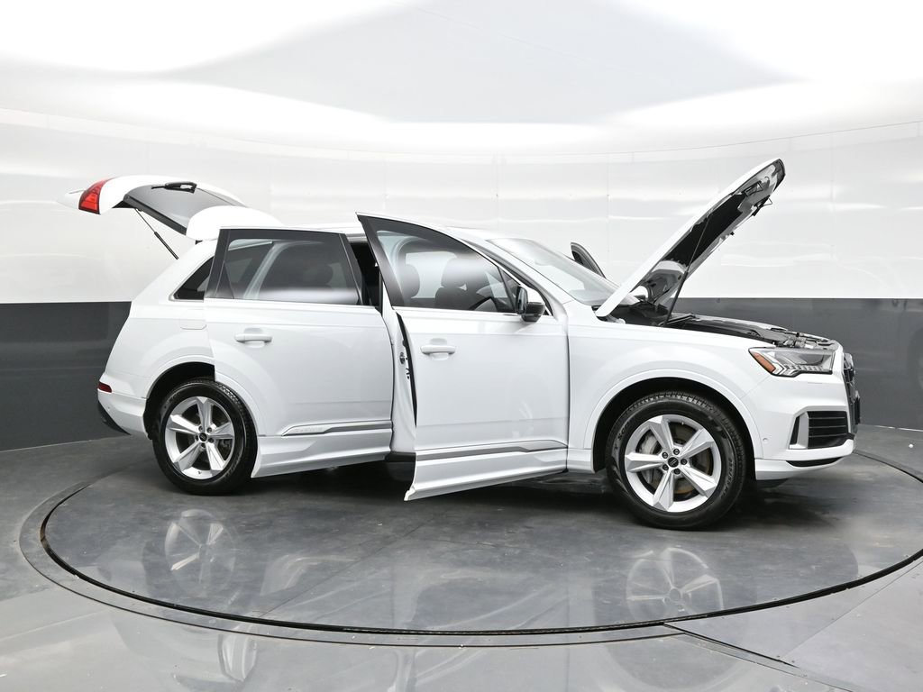 Used 2023 Audi Q7 2.0T Premium Plus w/ Premium Plus Package image 43