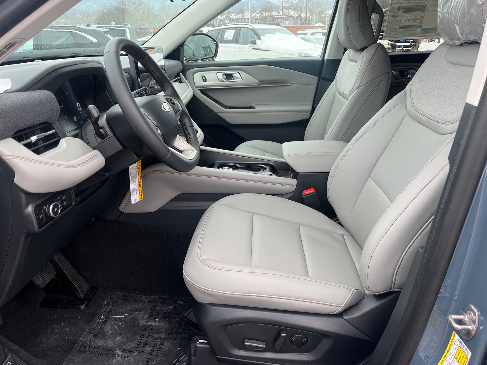New 2026 Ford Explorer Active w/ Active Comfort Package image 7