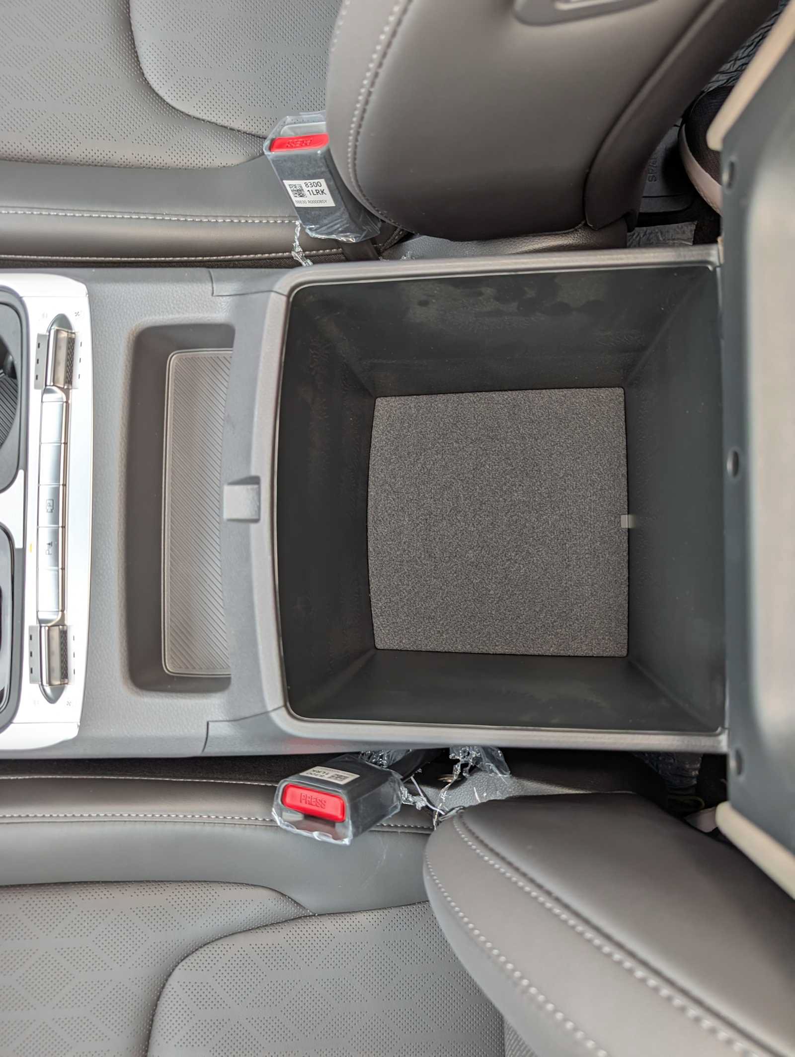 New 2026 Kia Carnival SX FWD image 14