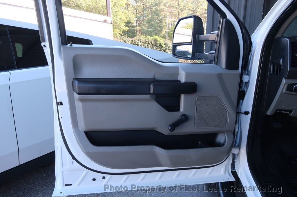 Used 2018 Ford F550 2WD Regular Cab Super Duty image 13