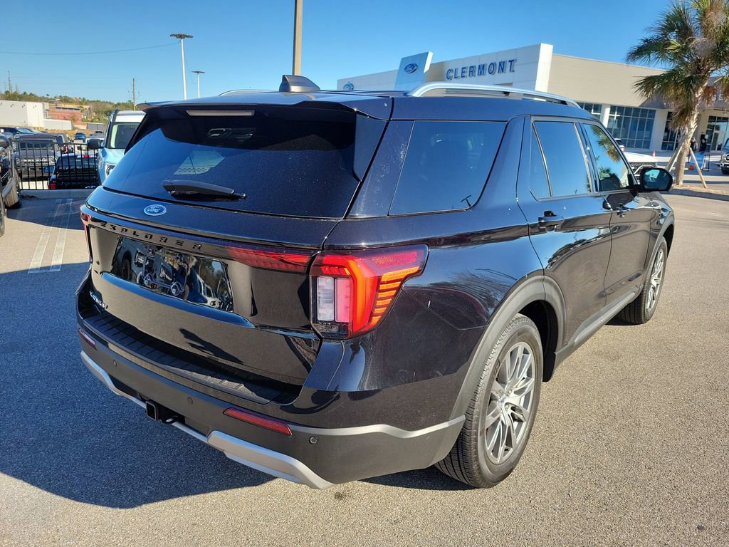 Used 2025 Ford Explorer Platinum image 5