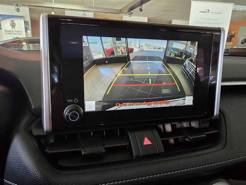 Used 2025 Toyota RAV4 XLE AWD/4WD image 20