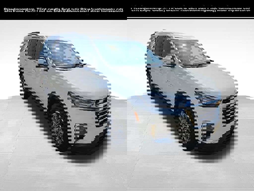 Used 2023 Chevrolet Traverse LT