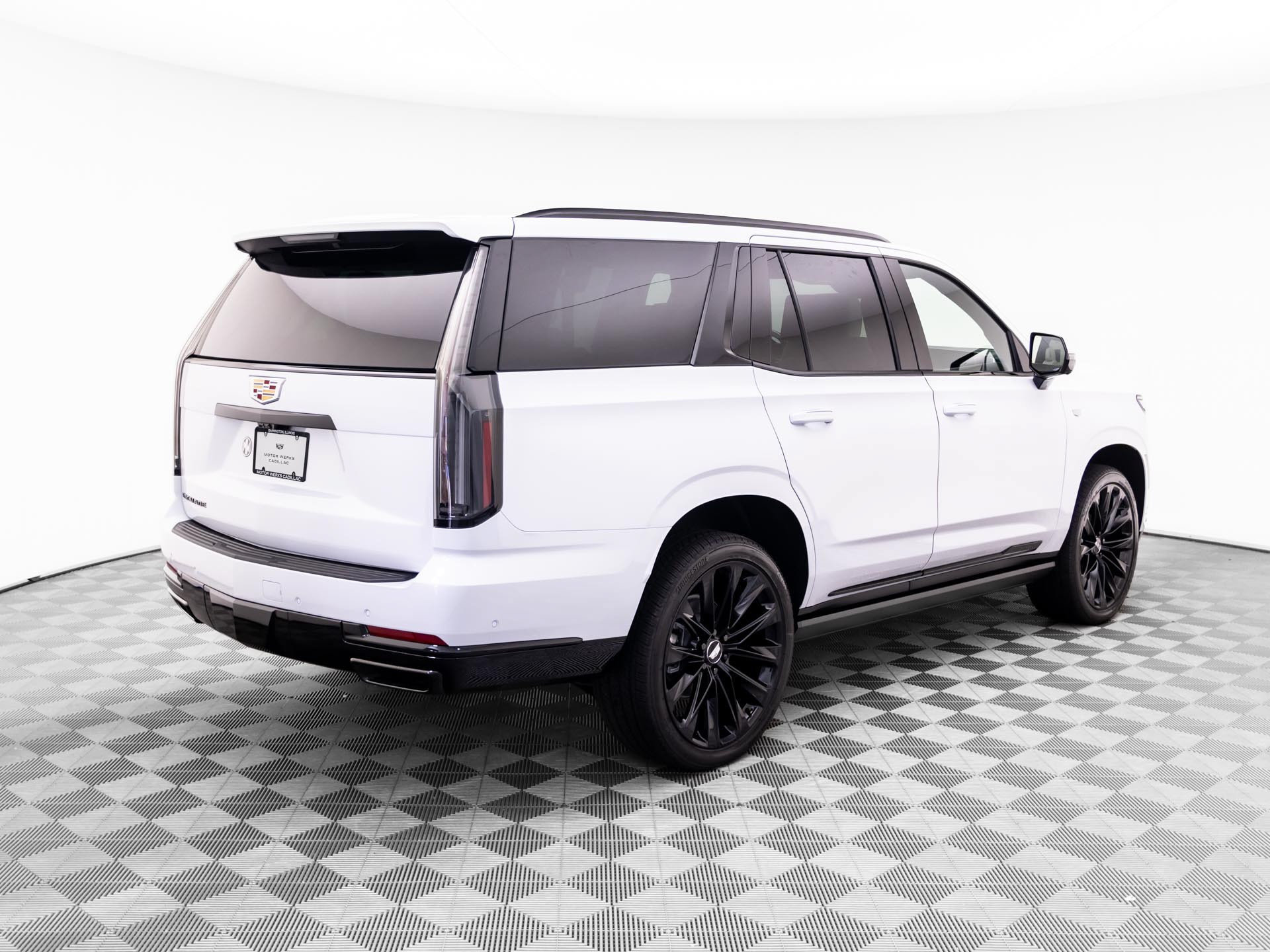 New 2027 Cadillac Escalade Platinum Sport w/ LPO, ONYX Package AWD/4WD image 5