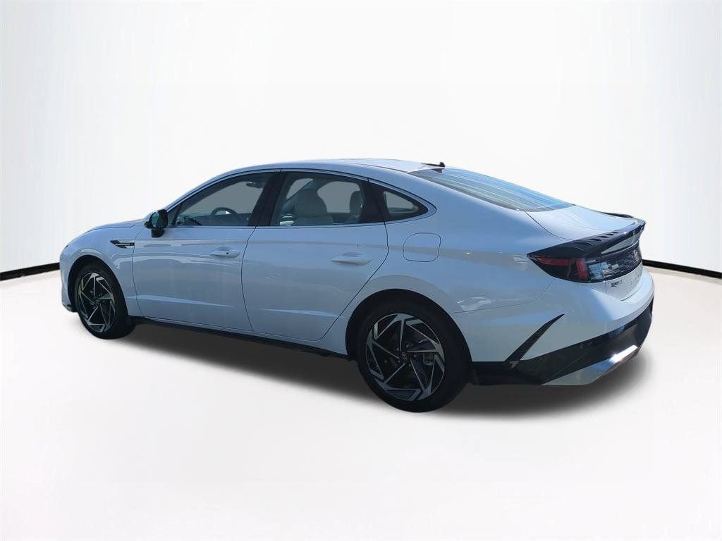 New 2026 Hyundai Sonata SEL FWD image 7