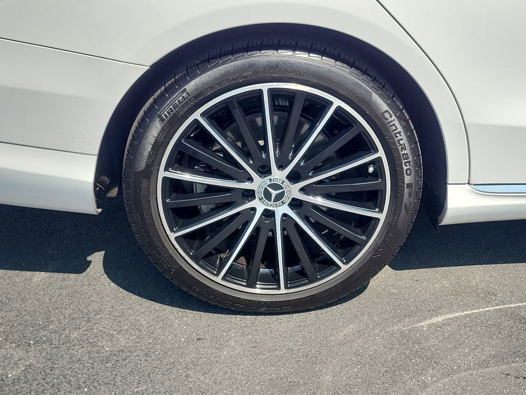 Used 2020 Mercedes-Benz C 300 Sedan image 6