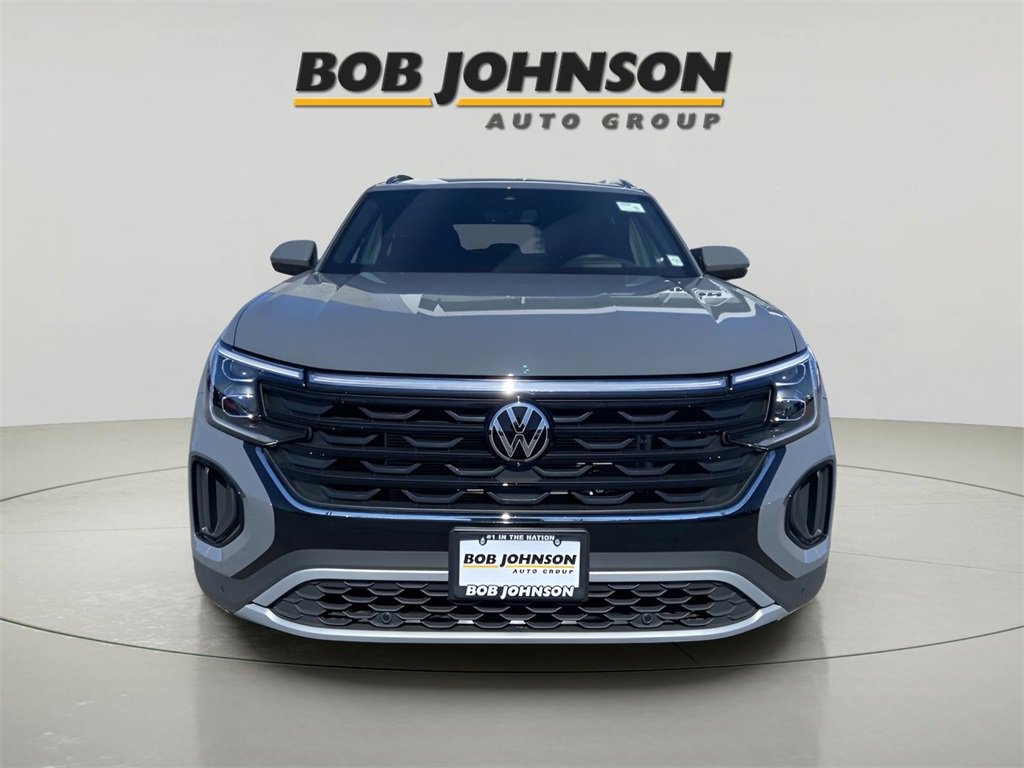 New 2025 Volkswagen Atlas Cross Sport SEL image 2