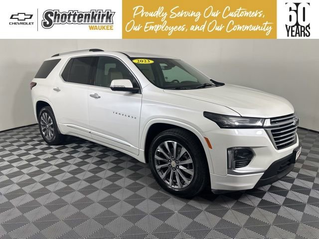 Used 2023 Chevrolet Traverse Premier AWD/4WD image 1