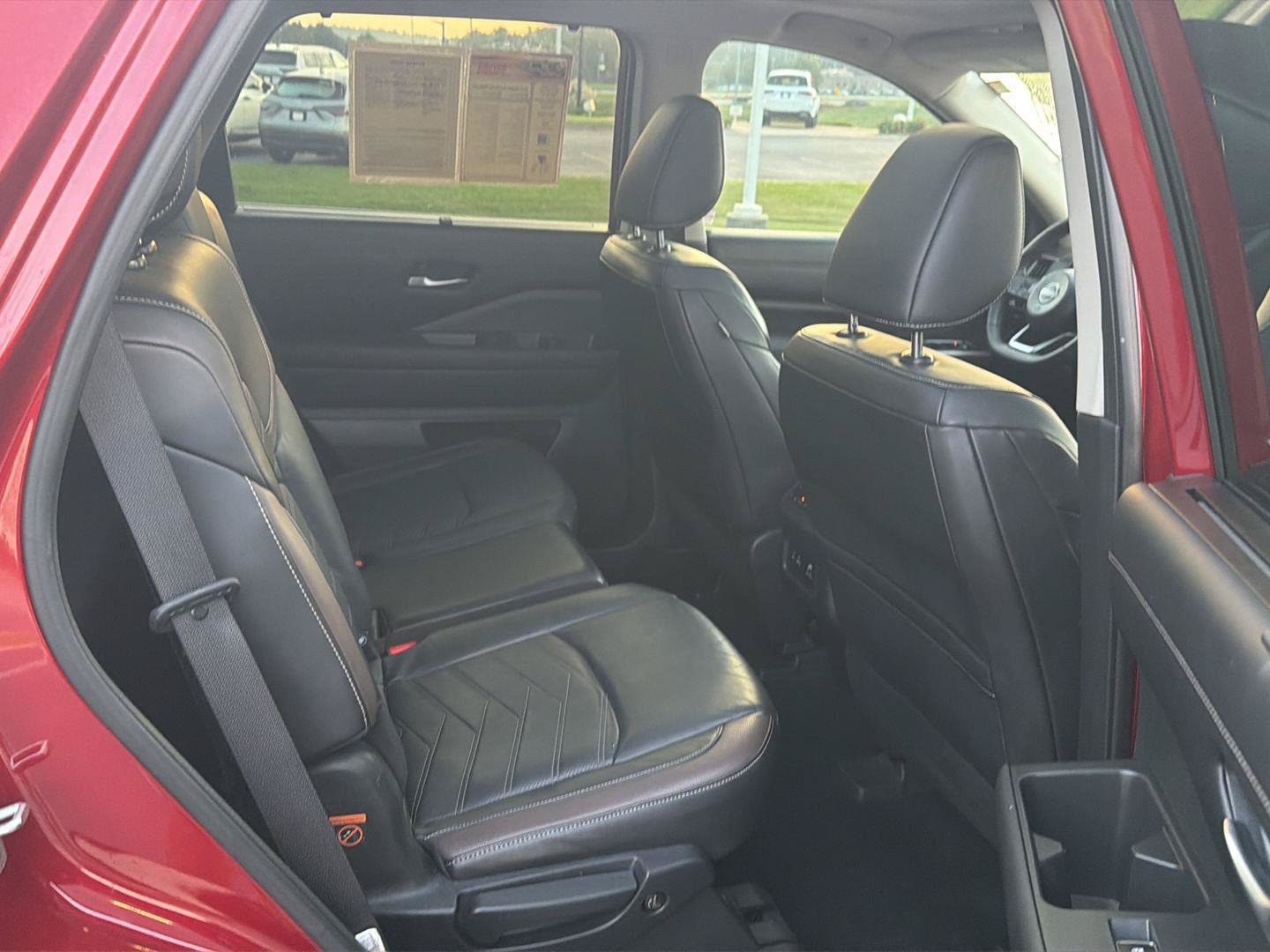 Used 2022 Nissan Pathfinder Platinum w/ Cargo Package FWD image 14