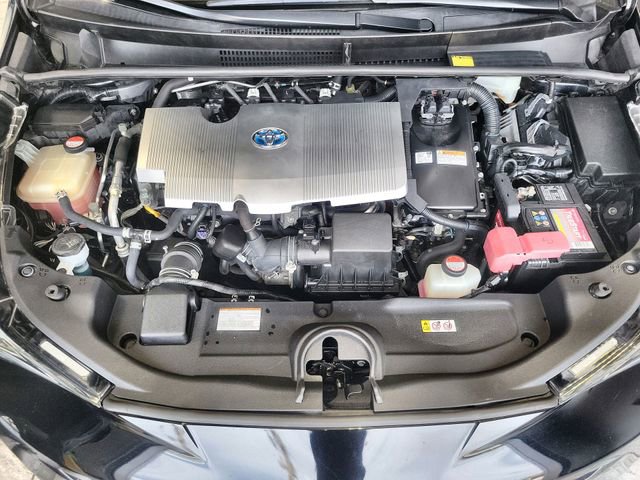 Used 2016 Toyota Prius Three w/ Advanced Technology Package image 26