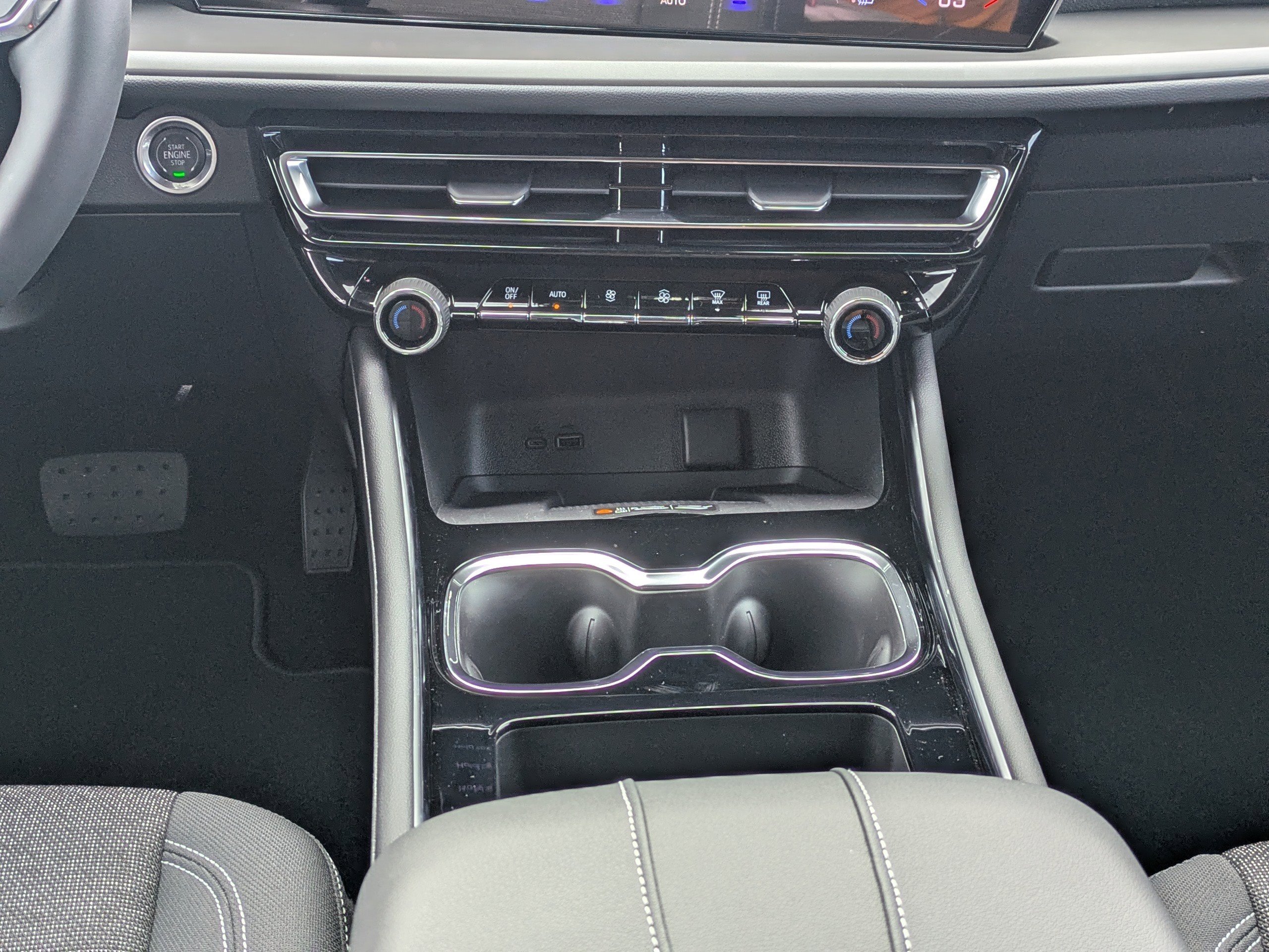 New 2026 Chevrolet Traverse LT w/ Midnight/Sport Edition image 20