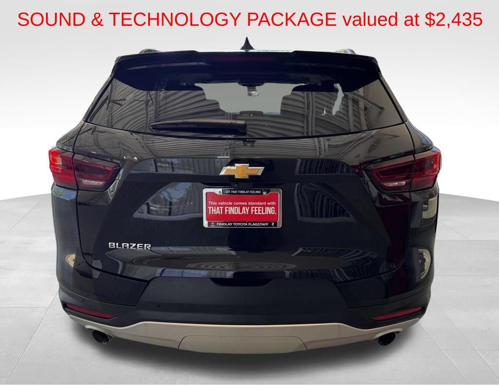 Used 2025 Chevrolet Blazer LT w/ Sound & Technology Package FWD image 6