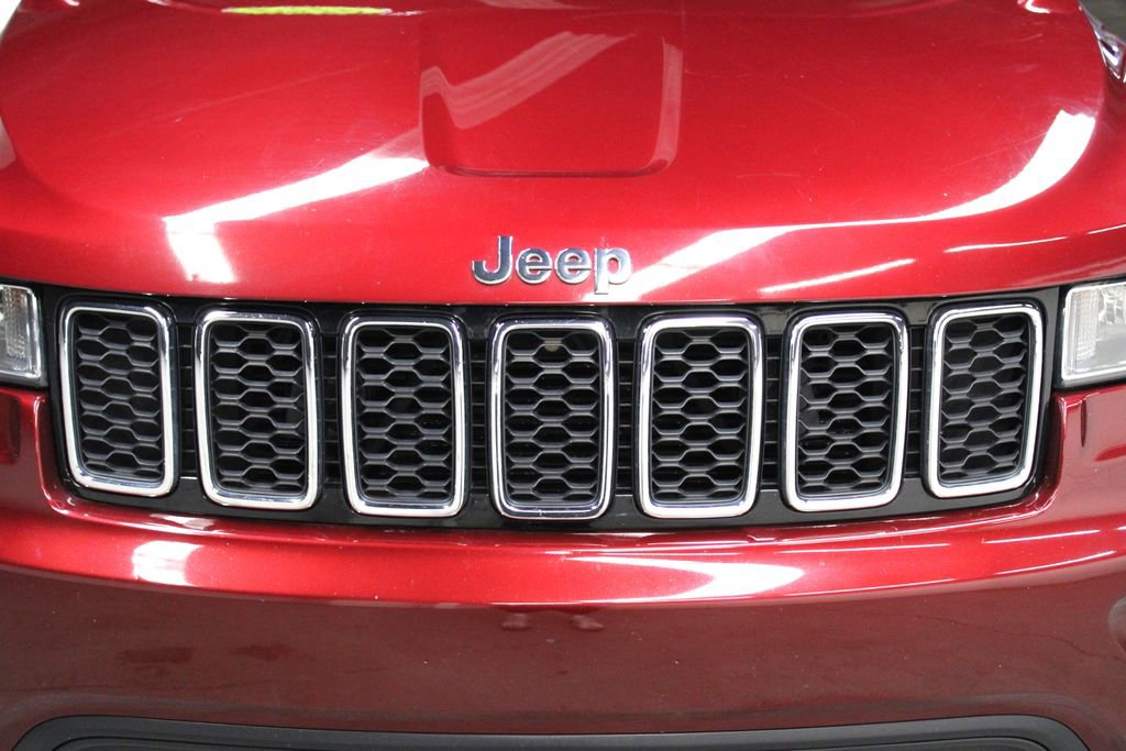 Used 2019 Jeep Grand Cherokee Laredo image 31