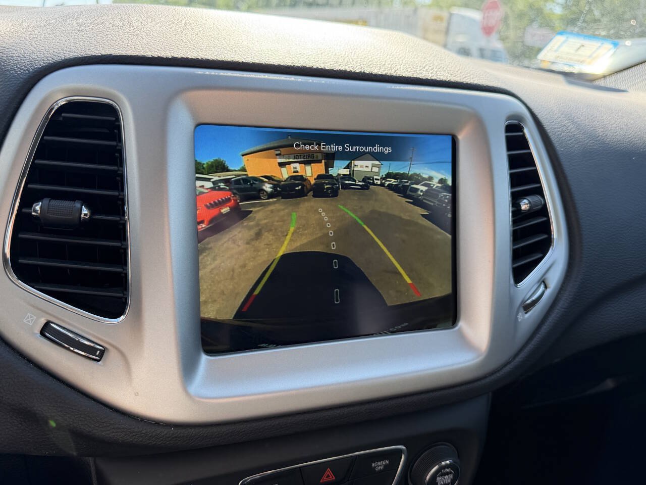 Used 2020 Jeep Compass Sport AWD/4WD image 26