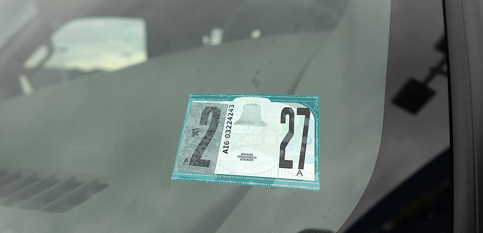 Used 2025 Chevrolet Express 3500 w/ Driver Convenience Package image 9