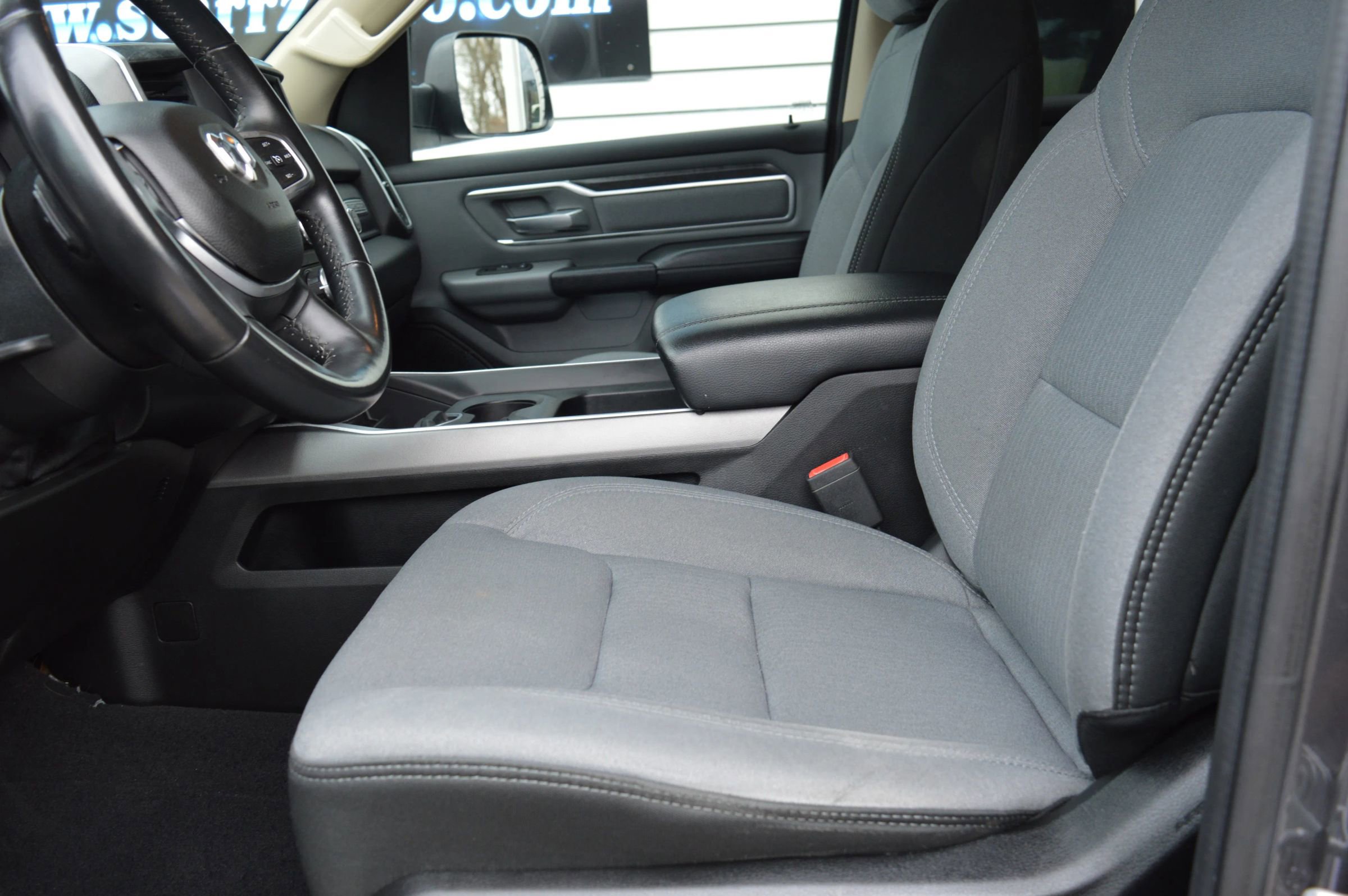 Used 2019 RAM 1500 Big Horn image 11