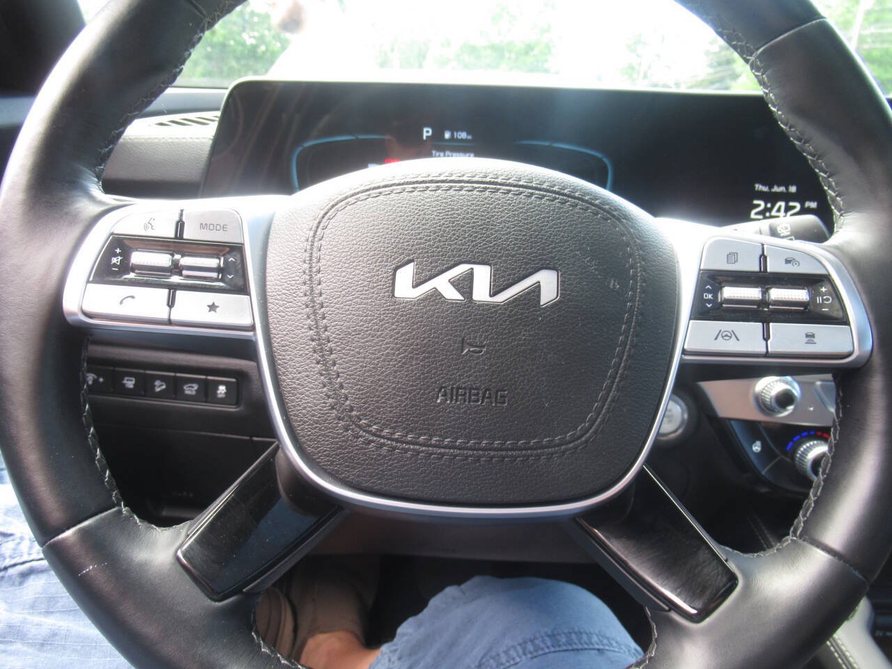 Used 2025 Kia Telluride EX X-Line AWD/4WD image 36