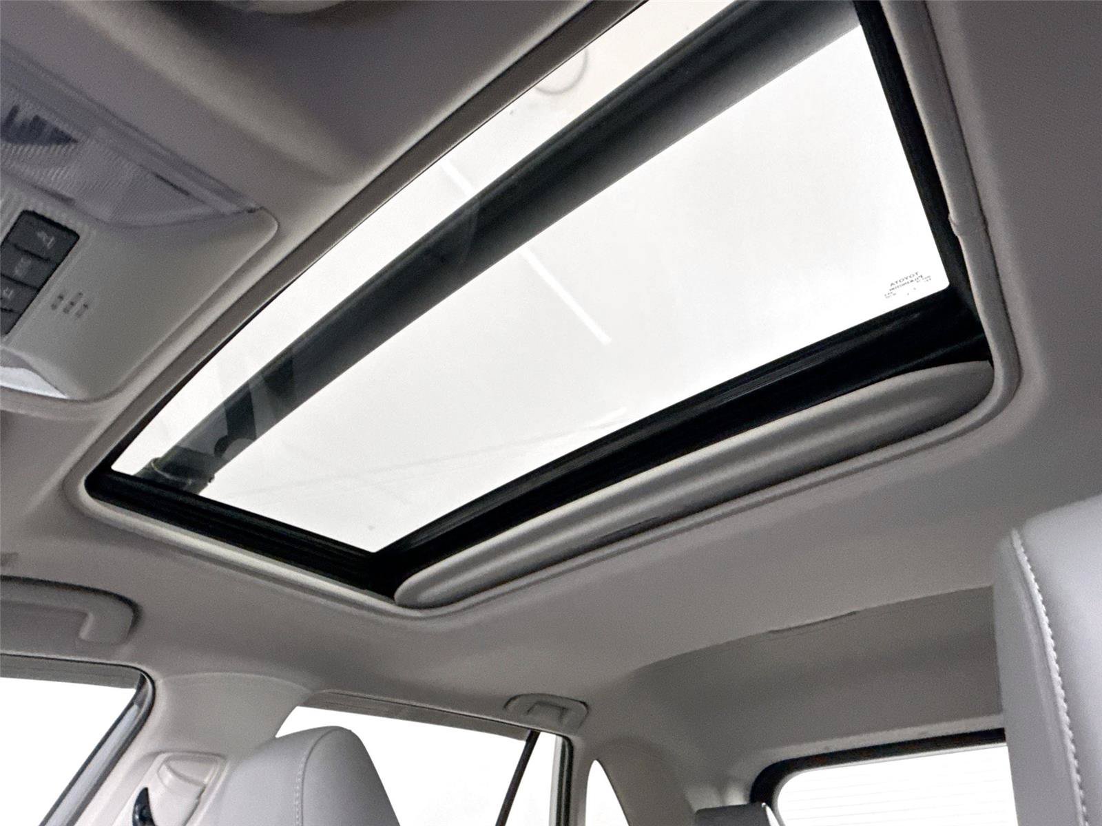 Certified 2025 Toyota RAV4 Limited FWD image 6
