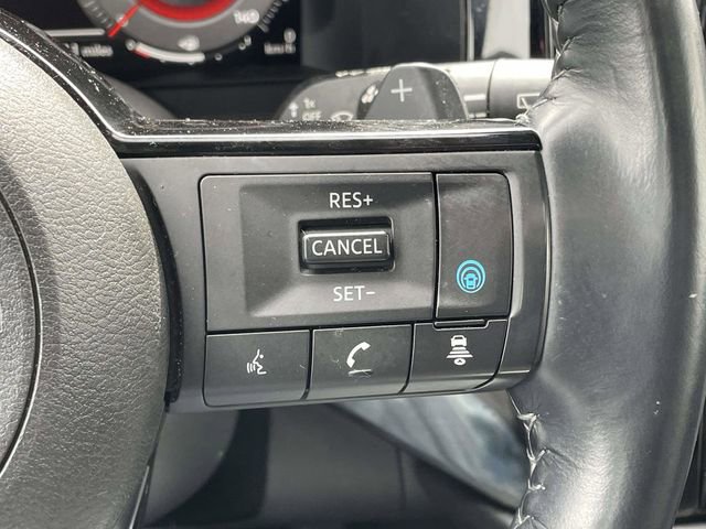 Used 2023 Nissan Pathfinder Platinum w/ Cargo Package image 22