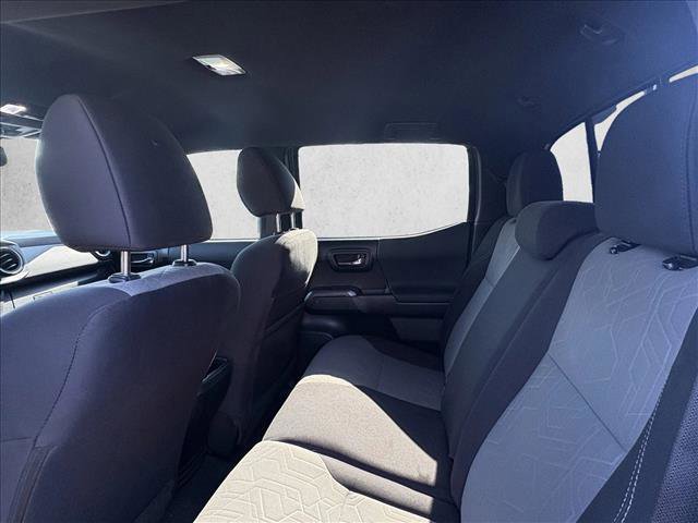 Used 2021 Toyota Tacoma TRD Off-Road image 15