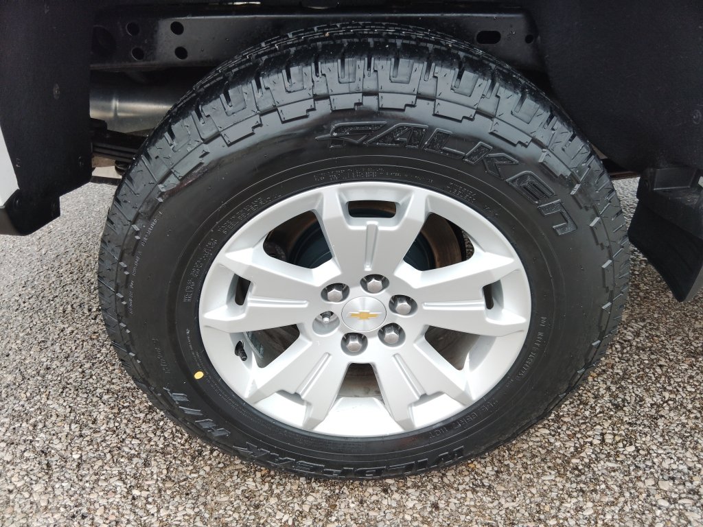 Used 2022 Chevrolet Colorado LT w/ Fleet Safety Package RWD image 10