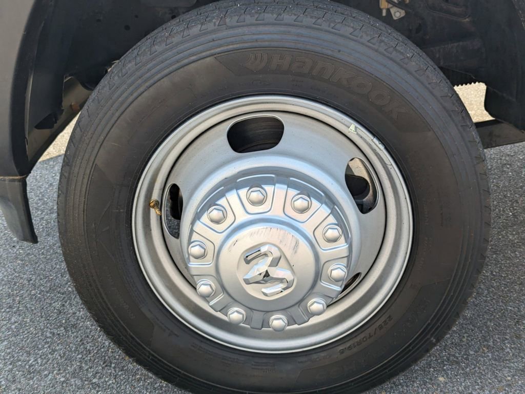 Used 2023 RAM 5500 Tradesman w/ Chrome Appearance Group image 12