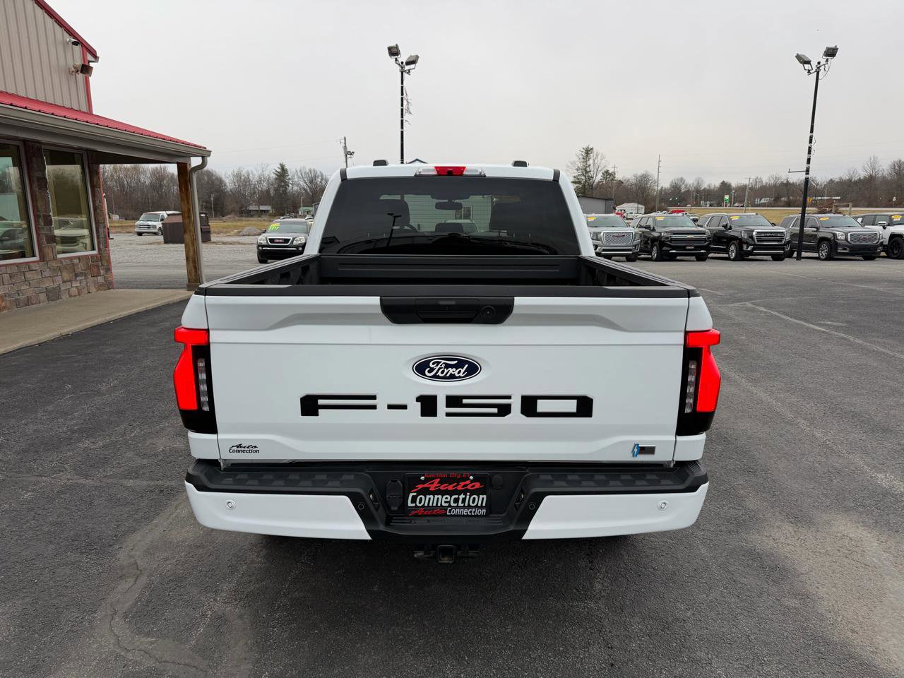 Used 2025 Ford F150 Lightning Flash image 5