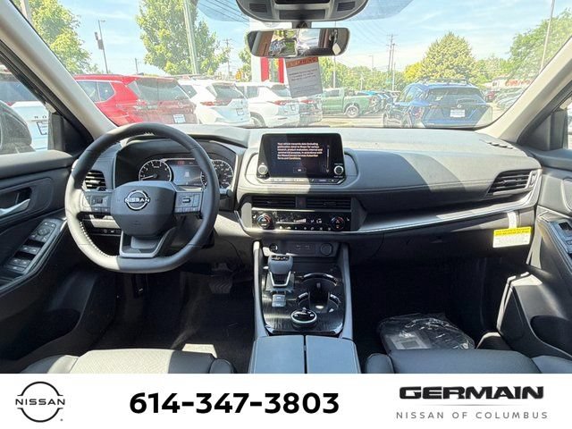 New 2026 Nissan Rogue Dark Armor AWD/4WD image 15