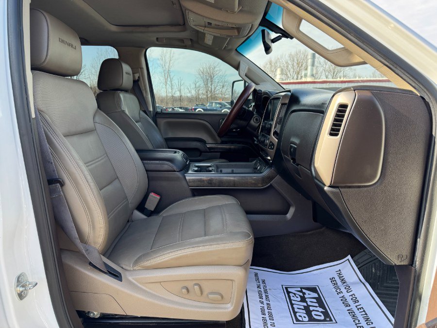 Used 2015 GMC Sierra 2500 Denali AWD/4WD image 18