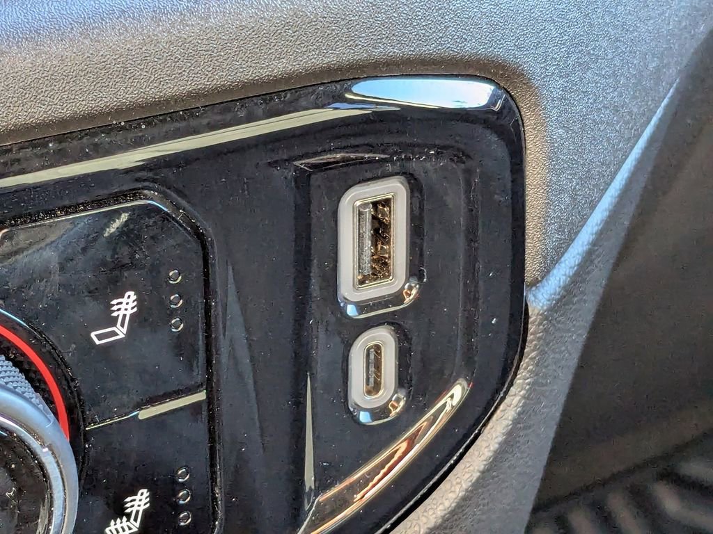 Used 2025 Chevrolet Silverado 2500 LT w/ Convenience Package image 24