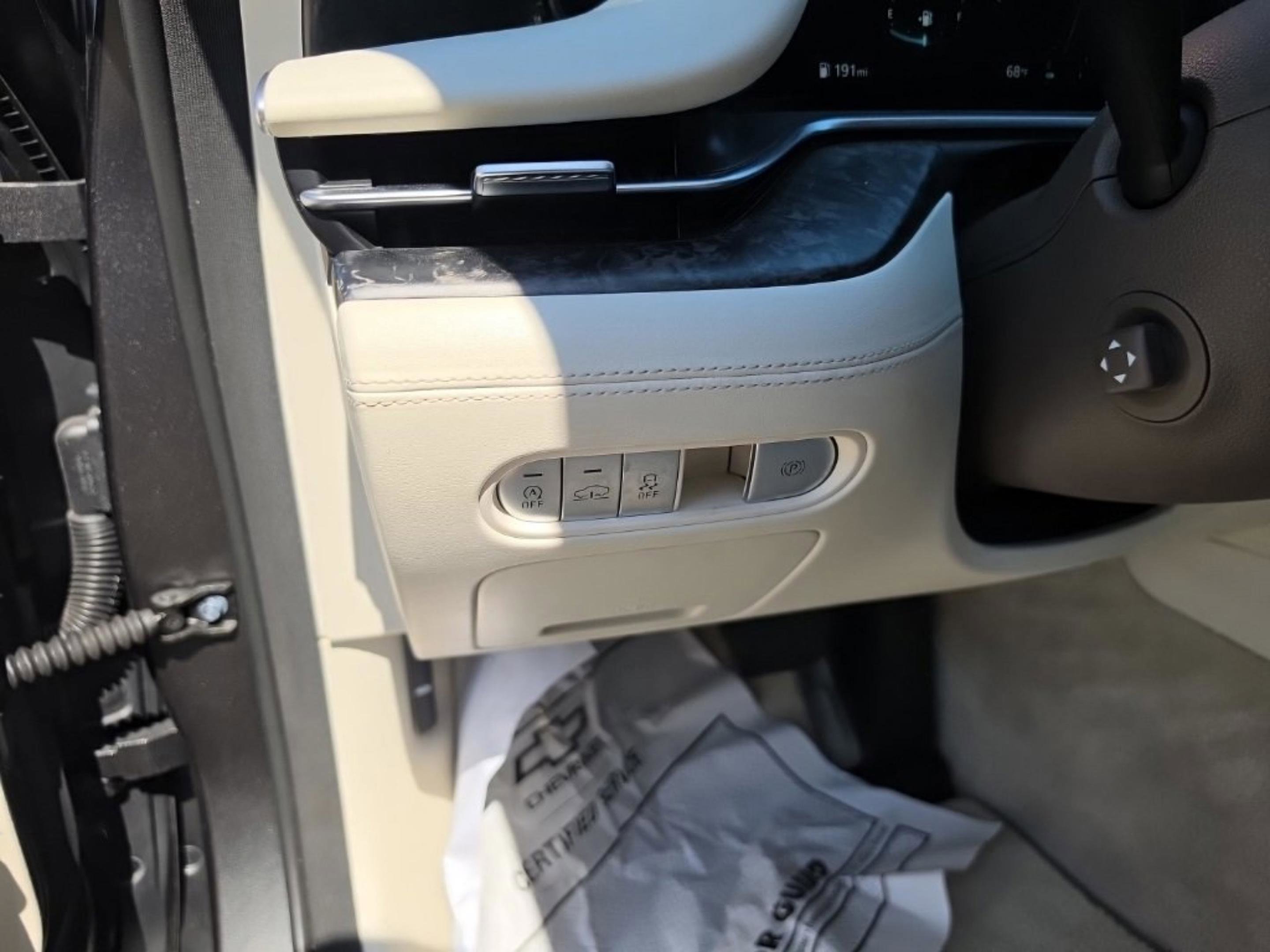 Used 2023 Genesis G90 3.5T image 19